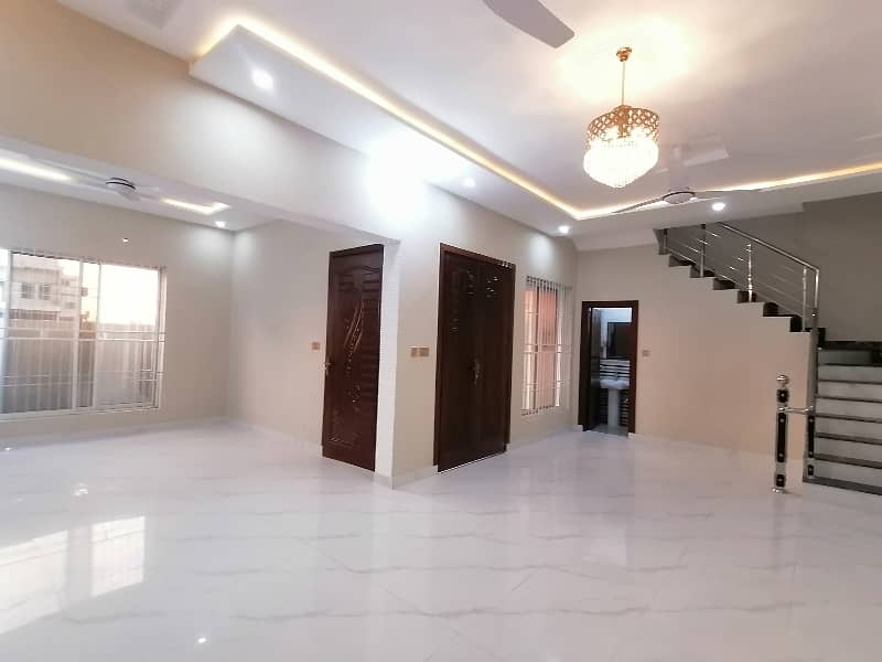 House For Sale In Diamond City Sialkot 6