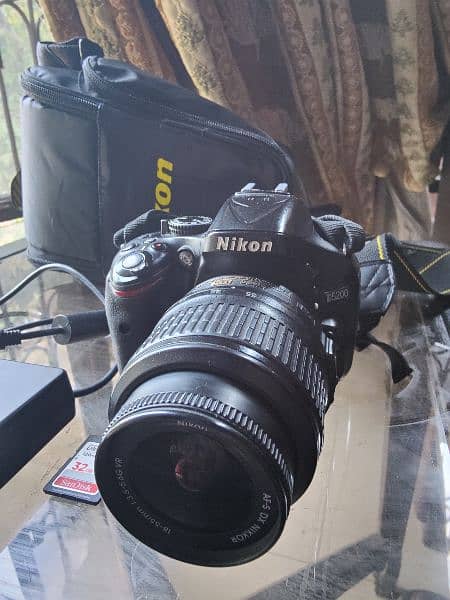 Nikon D5200 & Tripod: excellent to start photography 3