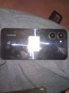 realme c33 4.64 6 month used fresh condition only original charger 0