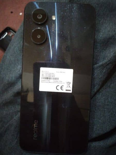 realme c33 4.64 6 month used fresh condition only original charger 2