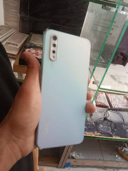 Vivo S1 with Box and charger 0