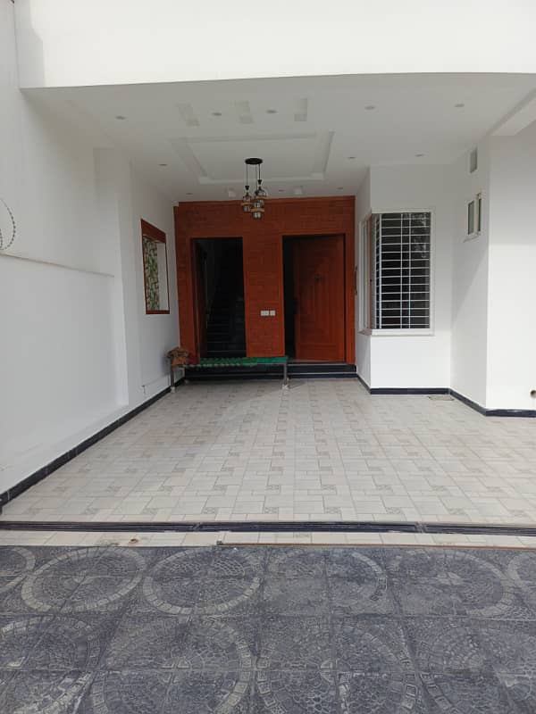 10 Marla Brand New House For Sale In G-13 Islambad Premium Location 3