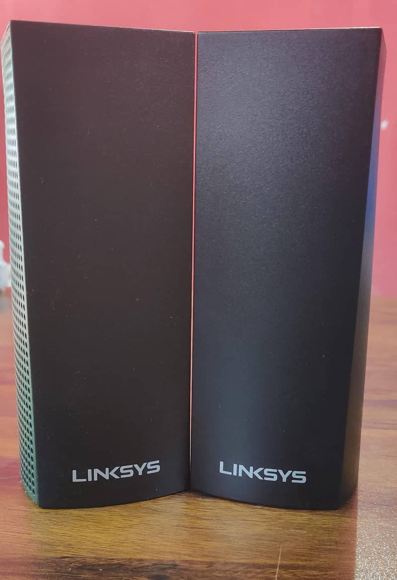 Linksys Mesh Router/ Velop/ WHW03 V2 /Tri-Band Mesh WiFi Router 2