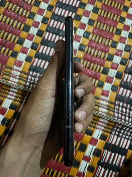 Lg G8thinkq 6/128 doul sim working conditions 10by10 3