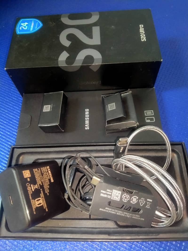 Samsung S20 ultra PTA approved complete acce with Box 15