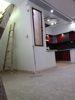 2 bad launch For Rent in Nazimabad no 5 5/c