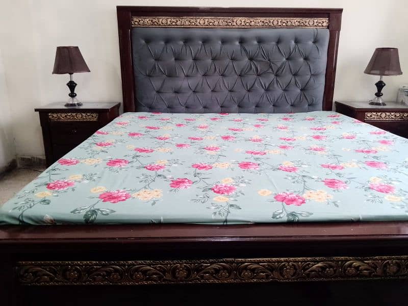 bed set/king size/double bed/with side tables/dressing table/mirror 2