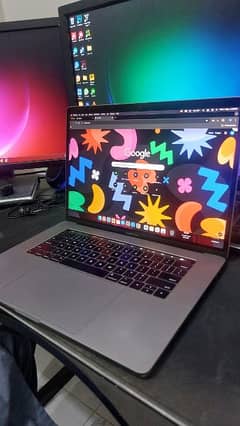 Macbook pro 2017 15.6 inch 0