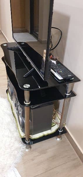 LED trolley in good condition 2