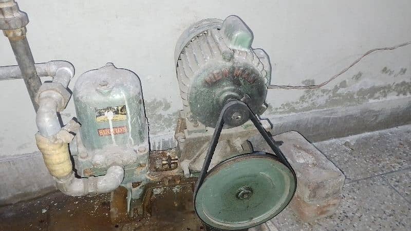 Golden Donkey Pump and Motor set (for water) - Gujranwala Motor 0