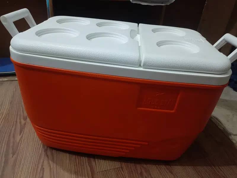 57 liter ice box 0