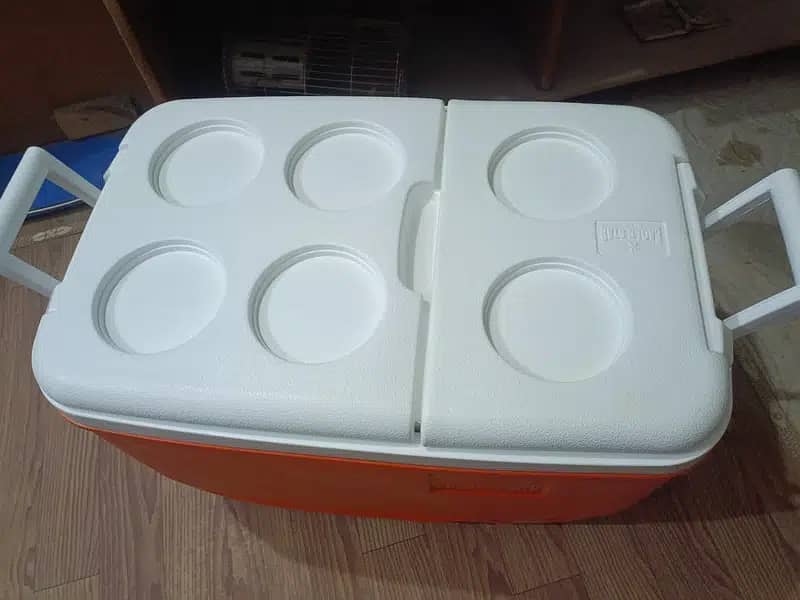 57 liter ice box 1