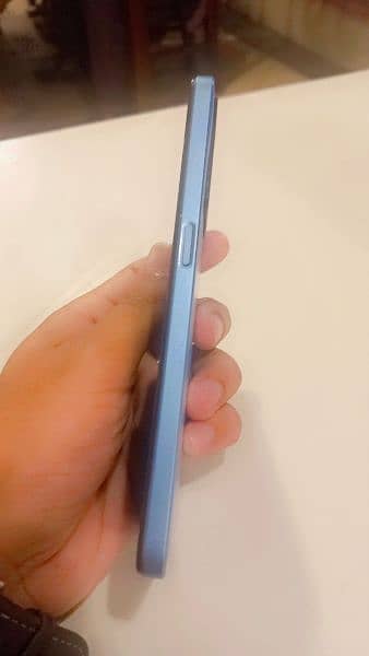 One plus Nord 20 Blue 1