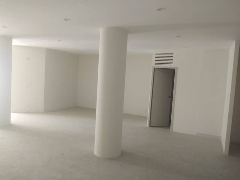 1100 Sq. Ft Office Available For Rent In Cavalry Ground Lahore 0