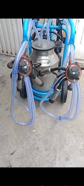 Single Bucket Double cluster just 2 Month used Milking Machine 0