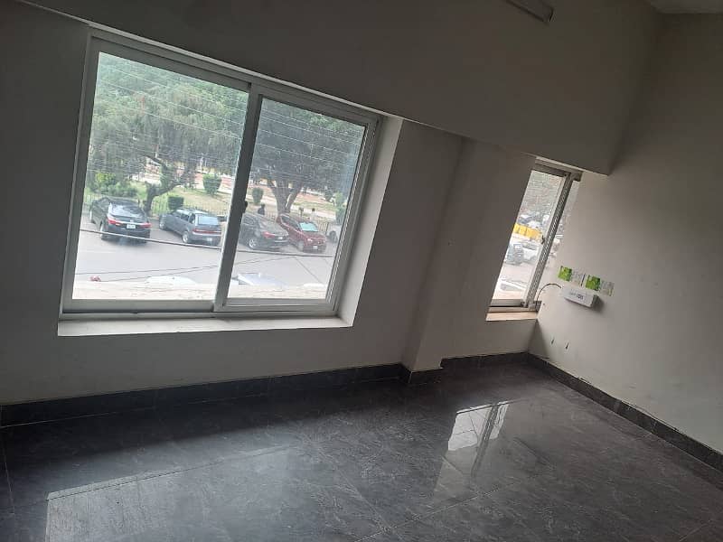 2000. SQ Feet Brand New Office Available For Rent In Garden Tow Lahore 9