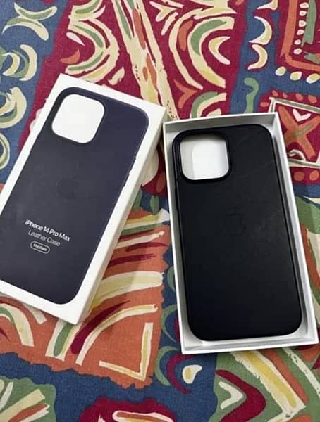 iPhone 14 Pro Max original leather case 3
