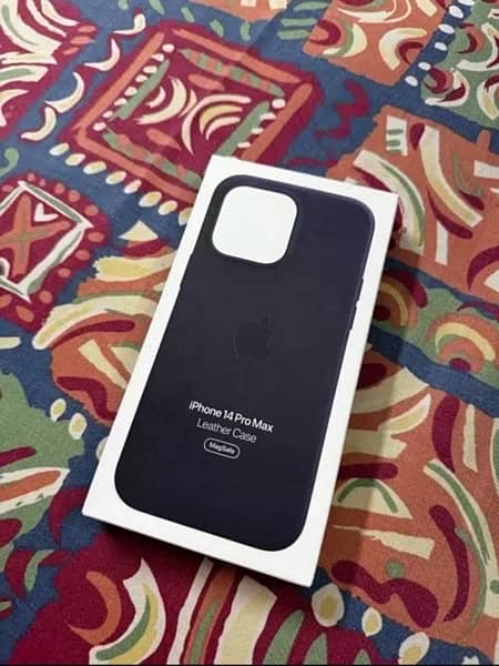 iPhone 14 Pro Max original leather case 4