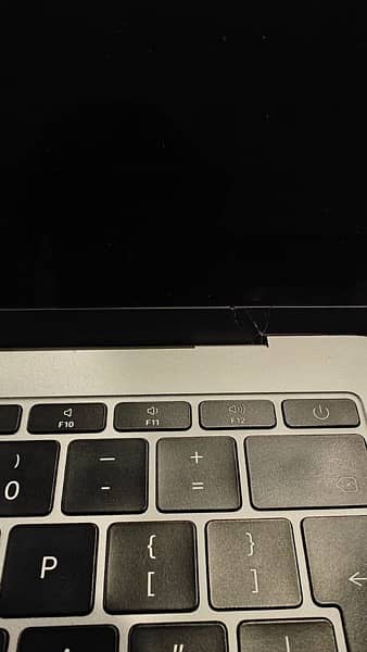 Apple MacBook Pro 2017 13” | 16/256 8