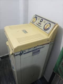 Home used spinning machine for urgent sale