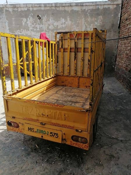 loader plus sawari Riksha in new condition at very reasonable price 1