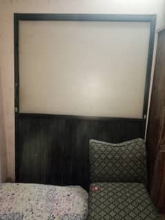 6 month used alminum sliding door with slide for sale (length 6 feet)