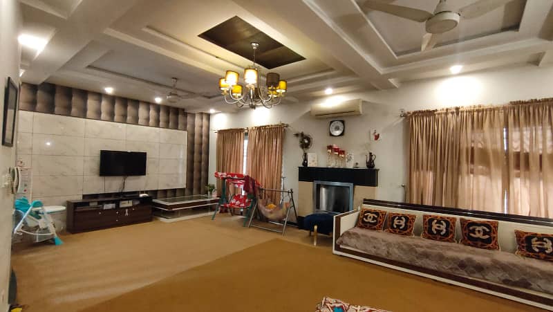One Kanal Semi Furnished Luxurious Bungalow Available For Rent At Prime Location Of DHA Phase 05 21