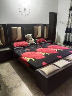 King Size bed with side tables