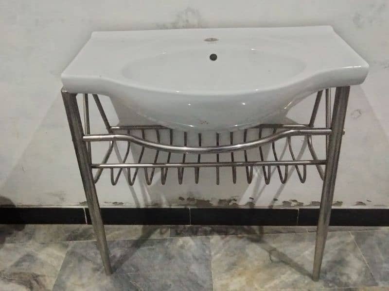 wash basin with steel stand 1