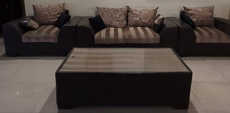 luxury complete sofa set  with table 0