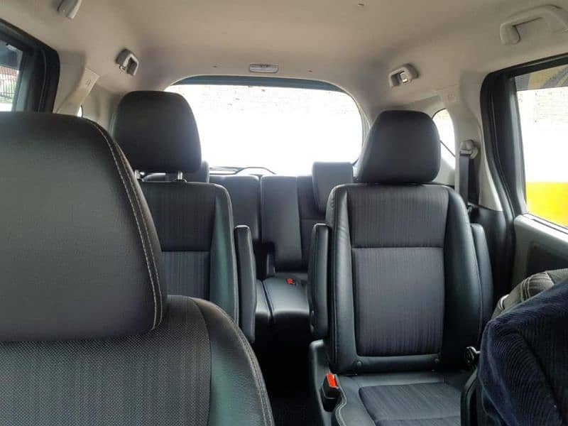 honda freed in good condition 6
