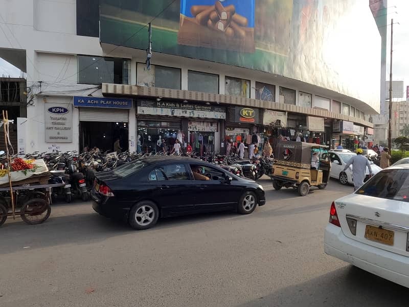 Main Double Road 220 Square Feet Shop In Clifton Block 8 Is Best Option 18