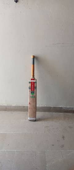 gray Nicholls bat with 5 grains