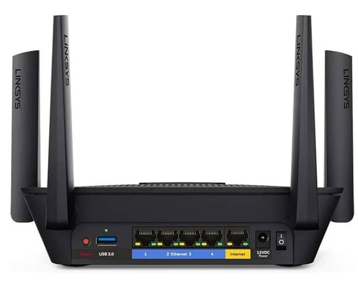 Linksys EA8300 Max-Stream: AC2200 Tri-Band Wi-Fi 5 Router 1