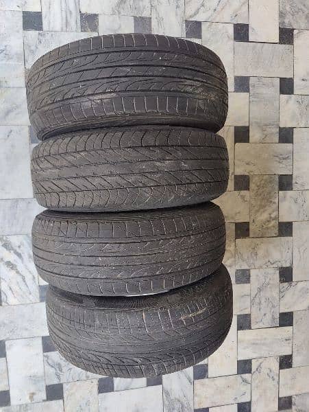 Dunlop Tires 185/65/R14 4