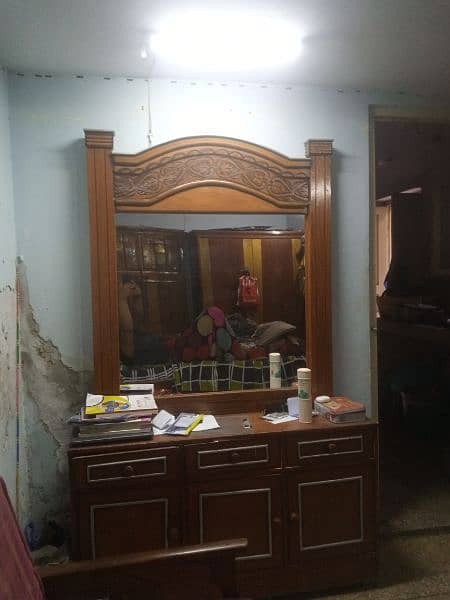 dressing table 10/9 0