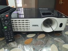 Benq projector MX662