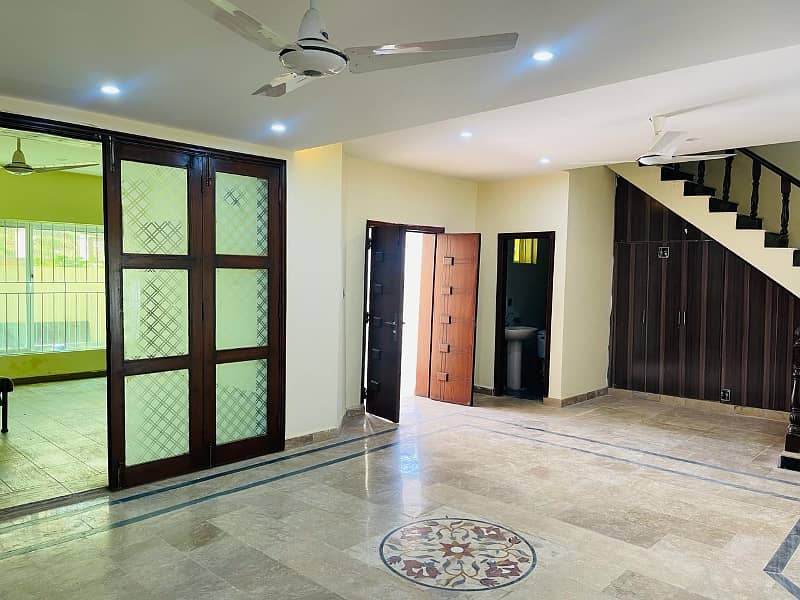 7 marla used house for sale bahria town umer block 8