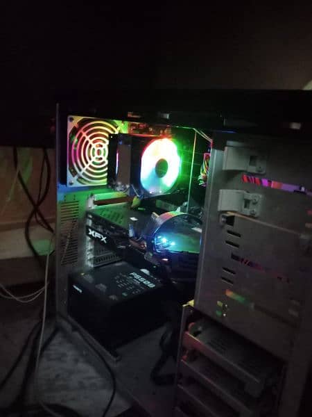 I am selling my Ryzen 5 3600 complete setup gaming PC / heavy editing 2