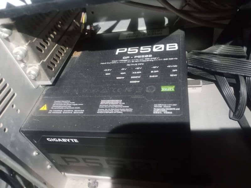 I am selling my Ryzen 5 3600 complete setup gaming PC / heavy editing 3