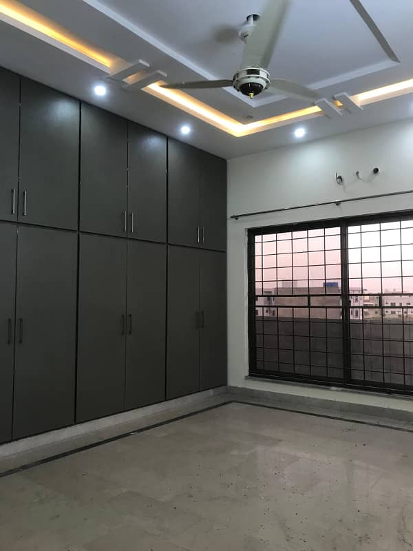 Kanal 2nd Portion For Rent In LDA Avenue One 7