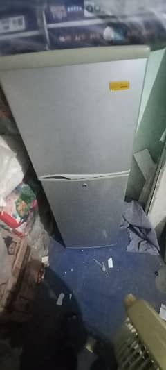 gaba japani refrigerator. size 18/52 inch 0