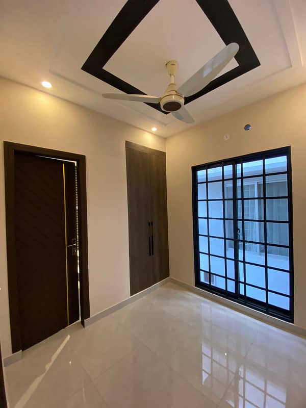 5 Marla Brand New House For Sale In G Block 6
