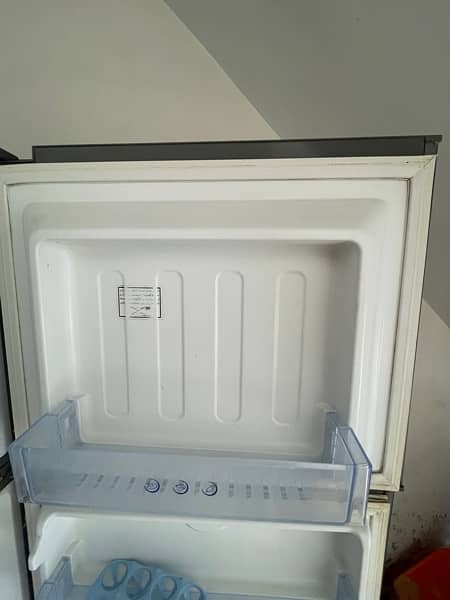 Haier HRF 355H 2 Door Refrigerator in good condition 5