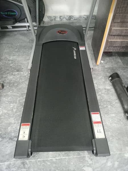 treadmill auto in climb new condition 2
