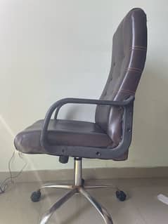 office chair condition 10/7