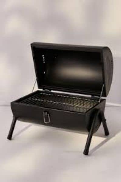 portable charcoal bar B Q grill 1