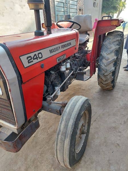 Tractor Massey 240 0