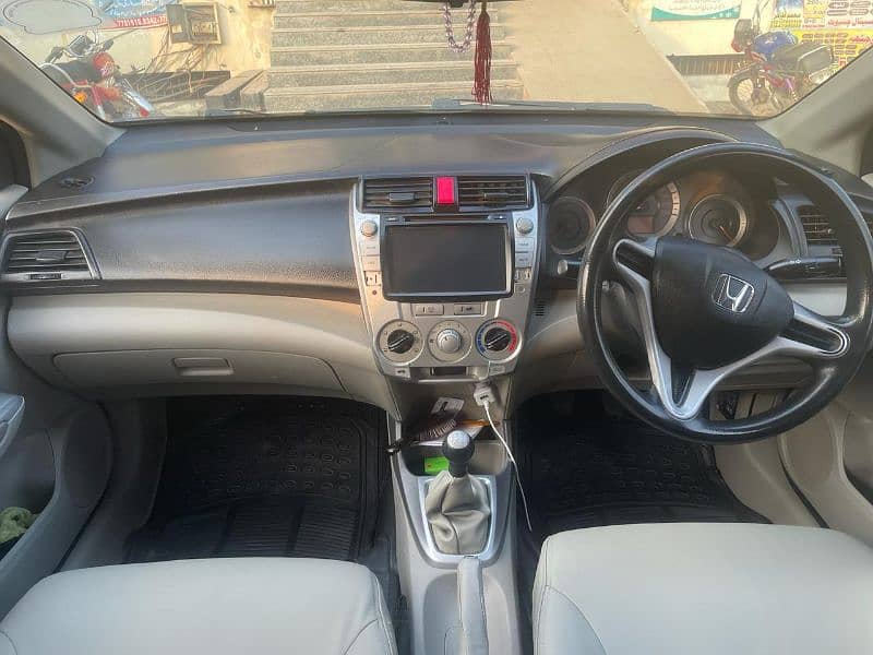 Honda City Aspire 1.5   2014 Model For Sale 4