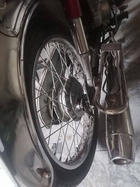 Honda CD 70 2017 Model Selling A Bike In Good Condition 3